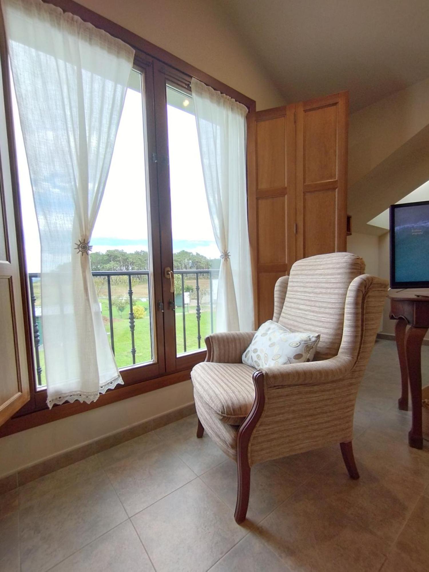 Apartamentos La Cruz De Paderne Navia Room photo